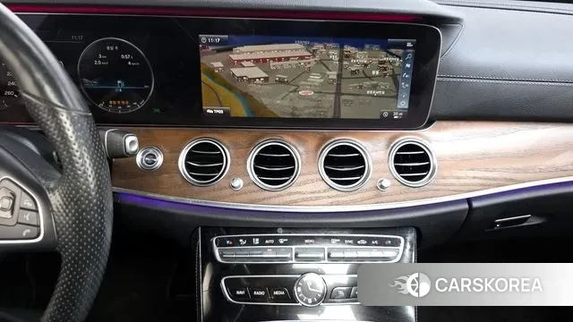 Mercedes-Benz E-Class W213 2018 Черный из Кореи, фото 5