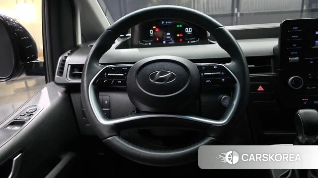 Hyundai Staria 2023 Серый из Кореи, фото 5