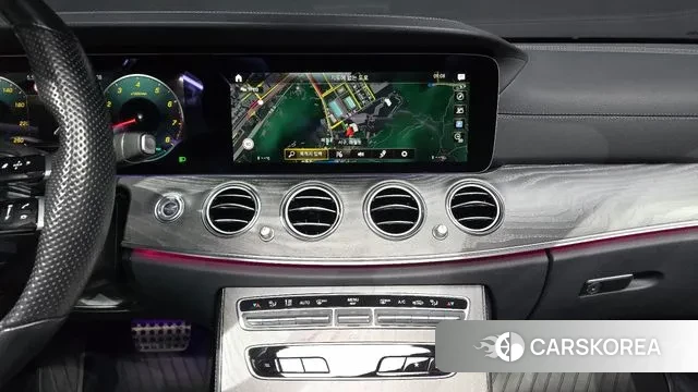 Mercedes-Benz E-Class W213 2021 Черный из Кореи, фото 5