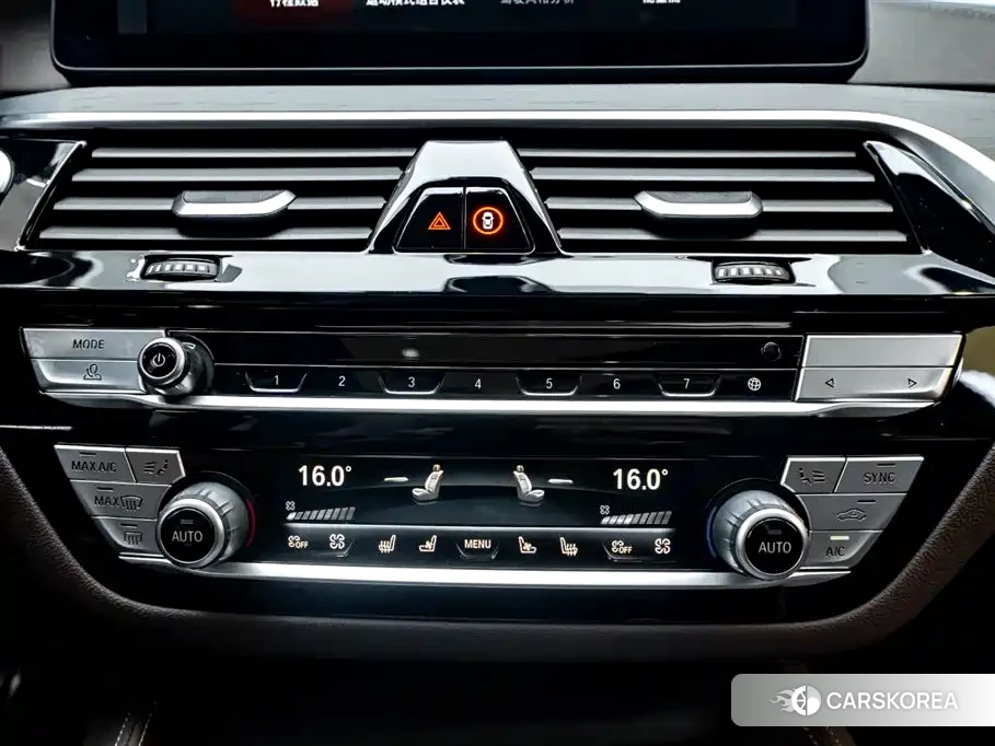 BMW 5 series 2022 Белый из Китая, фото 5