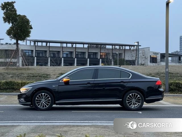 Volkswagen Magotan 2021 Черный из Китая, фото 5