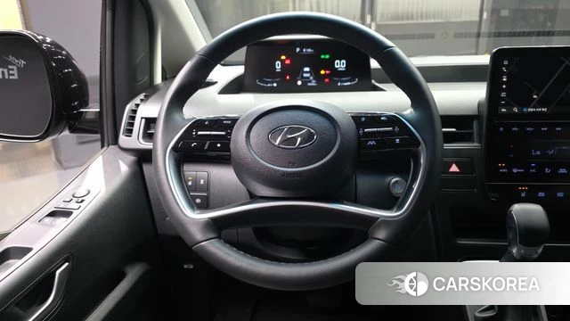 Hyundai Staria 2022 Черный из Кореи, фото 5