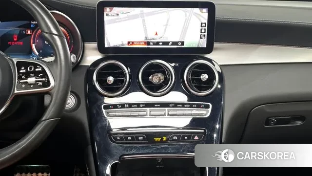 Mercedes-Benz GLC-Class X253 2020 Белый из Кореи, фото 5