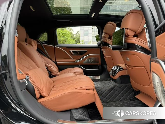 Mercedes-Benz Maybach S-class 2022 Черный из Китая, фото 5