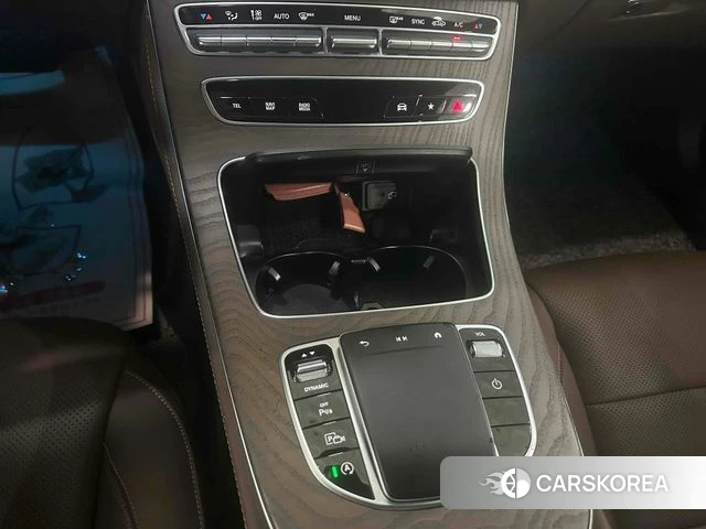 Mercedes-Benz E-Class W213 2020 Белый из Кореи, фото 5