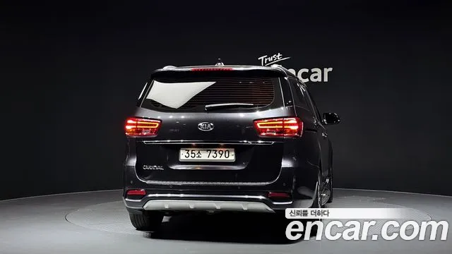 Kia The New Carnival id 2659782 из Кореи 5