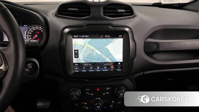 Jeep Renegade 2018 Белый из Кореи, фото 5