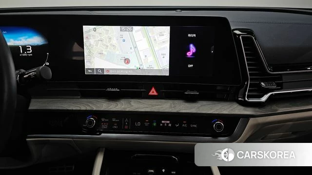 Kia Sportage 5th Generation Hybrid 2024 Белый из Кореи, фото 5