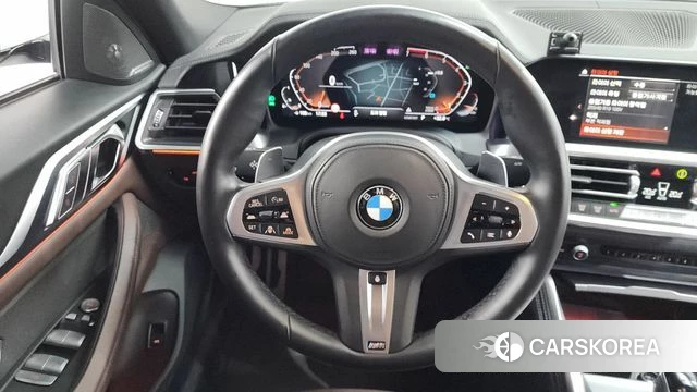 BMW 4 Series (G22) 2021 Светло-серебряный цвет из Кореи, фото 5