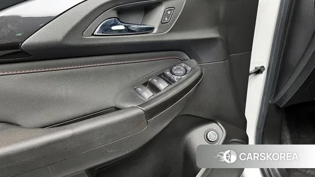 Chevrolet (GM Daewoo) Trailblazer 2021 Белый из Кореи, фото 5