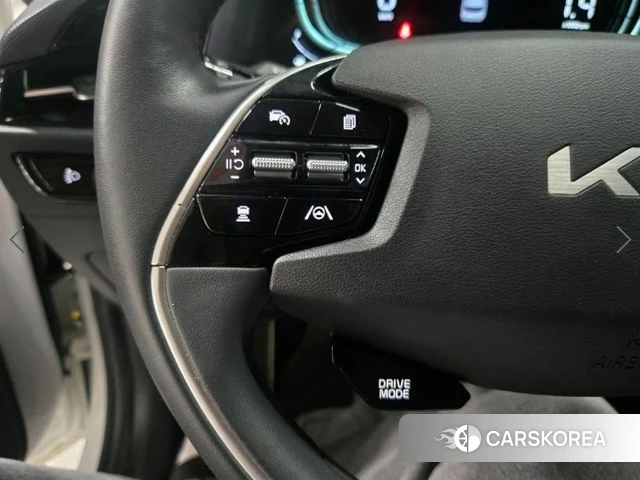 Kia Di Ol Nu Niro 2022 Белый из Кореи, фото 5