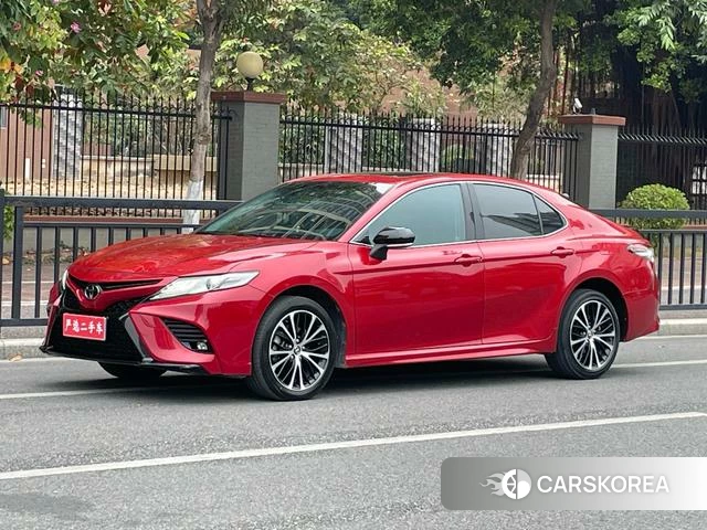 Toyota Camry 2018 Красный из Китая, фото 5