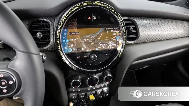 Mini Cooper Electric 2023 Черный из Кореи, фото 5