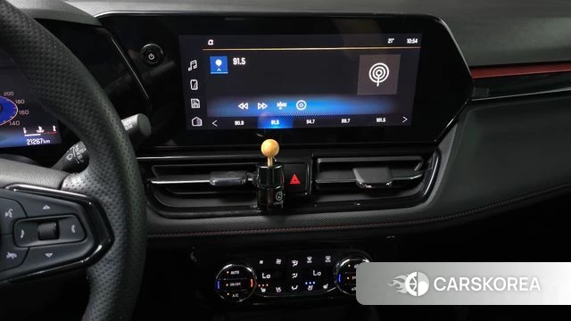 Chevrolet (GM Daewoo) The New Trail Blazer 2023 Белый из Кореи, фото 5