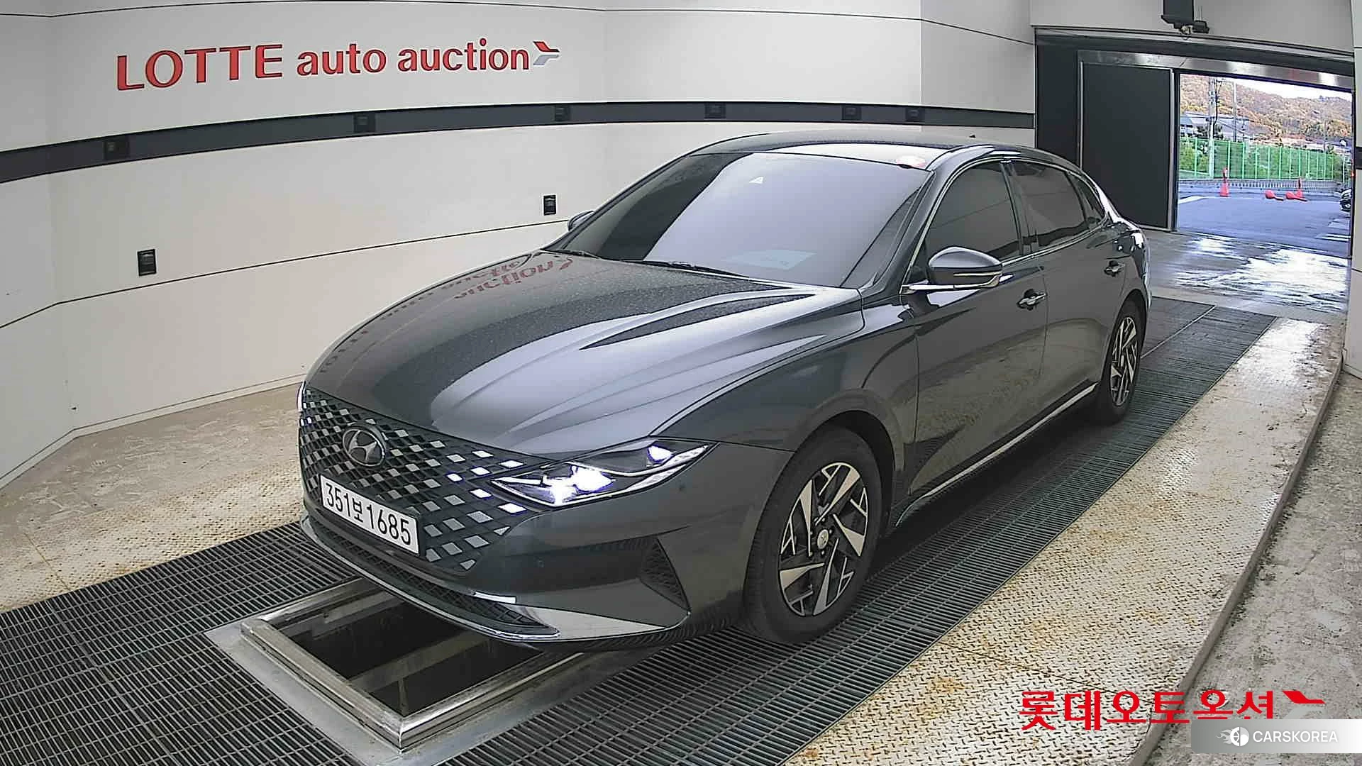 Hyundai Grandeur Hybrid 2022 Nocturne Grey Metallic из Кореи, фото 5