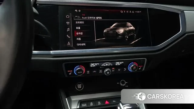 Audi Q3 (F3) 2023 Серый из Кореи, фото 5