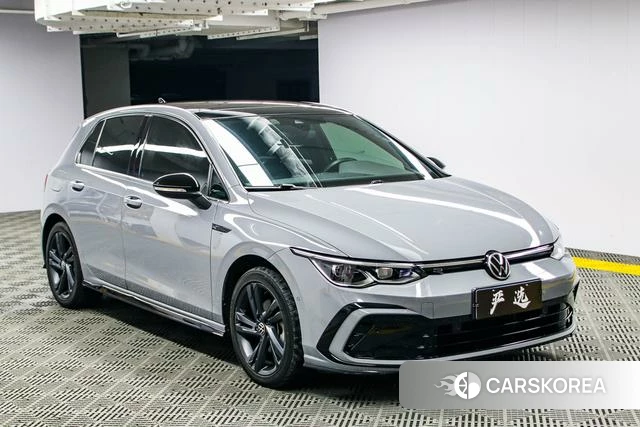 Volkswagen Golf 2022 Серебристо-серый из Китая, фото 5