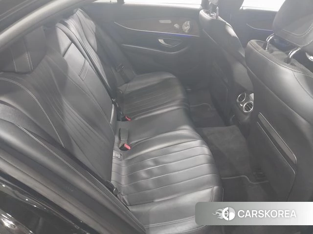 Mercedes-Benz E-Class W213 2019 Черный из Кореи, фото 5