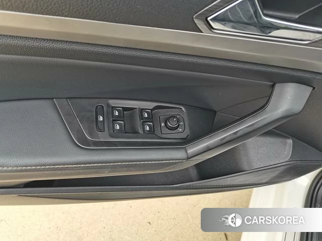 Volkswagen Lavida 2022 Белый из Китая, фото 5