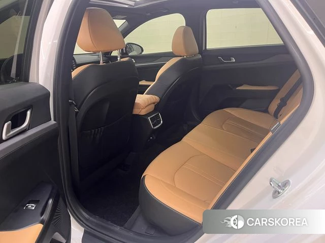 Kia K5 3rd generation 2022 Белый из Кореи, фото 5