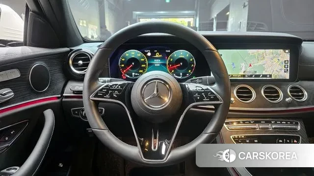 Mercedes-Benz E-Class W213 2023 Белый из Кореи, фото 5