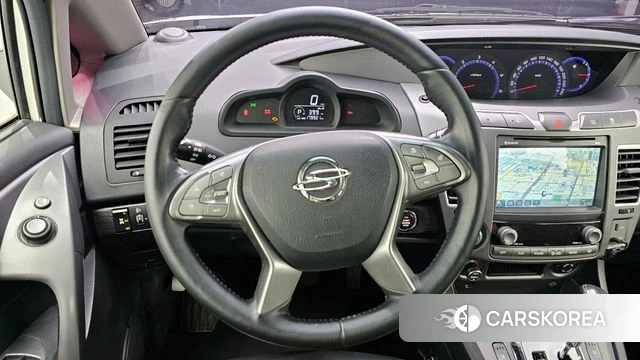 Ssangyong Korando Turismo 2018 Белый из Кореи, фото 5