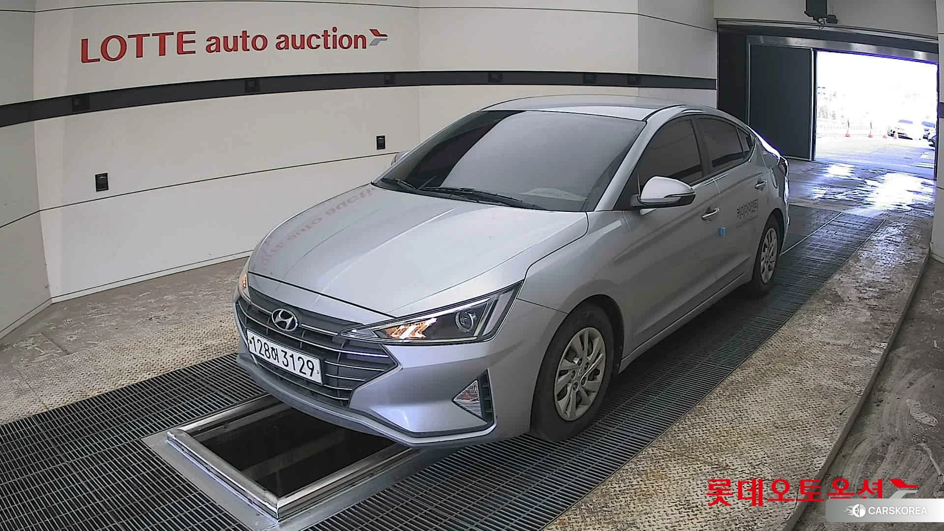 Hyundai Avante 2020 Typhoon Silver из Кореи, фото 5