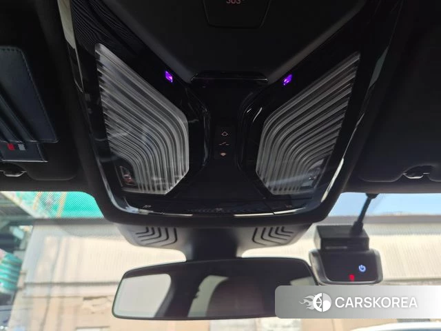 BMW 5 Series (G30) 2021 Белый из Кореи, фото 5