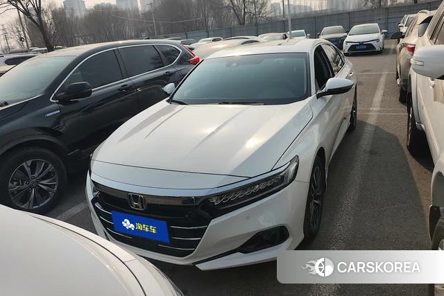 Honda Accord 2023 Белый из Китая, фото 5