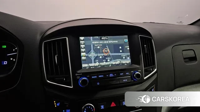 Hyundai The New Grand Starex 2018 Белый из Кореи, фото 5