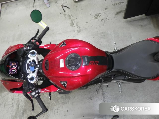 Triumph SPEED TRIPLE 1200 RR 2023 из Японии
