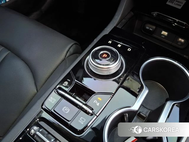 Kia K5 3rd generation 2023 Серый из Кореи, фото 5