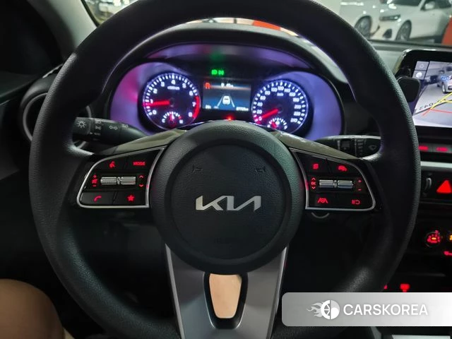 Kia The New K3 2nd generation 2022 Белый из Кореи, фото 5