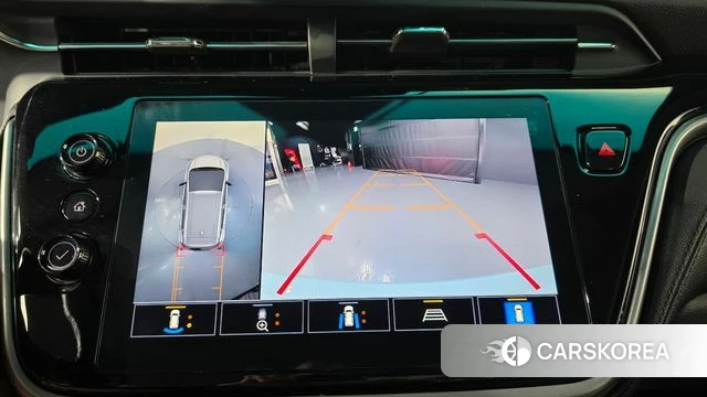 Chevrolet (GM Daewoo) New Bolt EV 2022 Светло-серебряный цвет из Кореи, фото 5