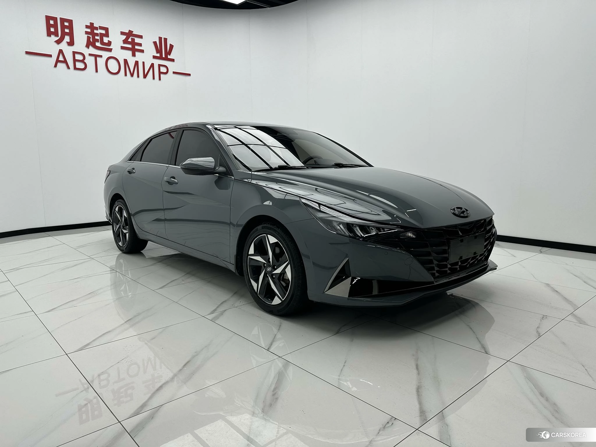 Hyundai Elantra 2022 Темно-серый из Китая, фото 5