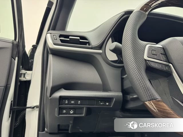 Toyota Saina 2025 Белый из Китая, фото 5
