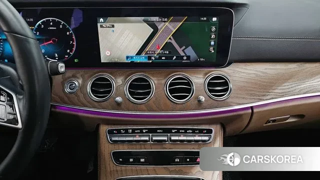 Mercedes-Benz E-Class W213 2023 Черный из Кореи, фото 5