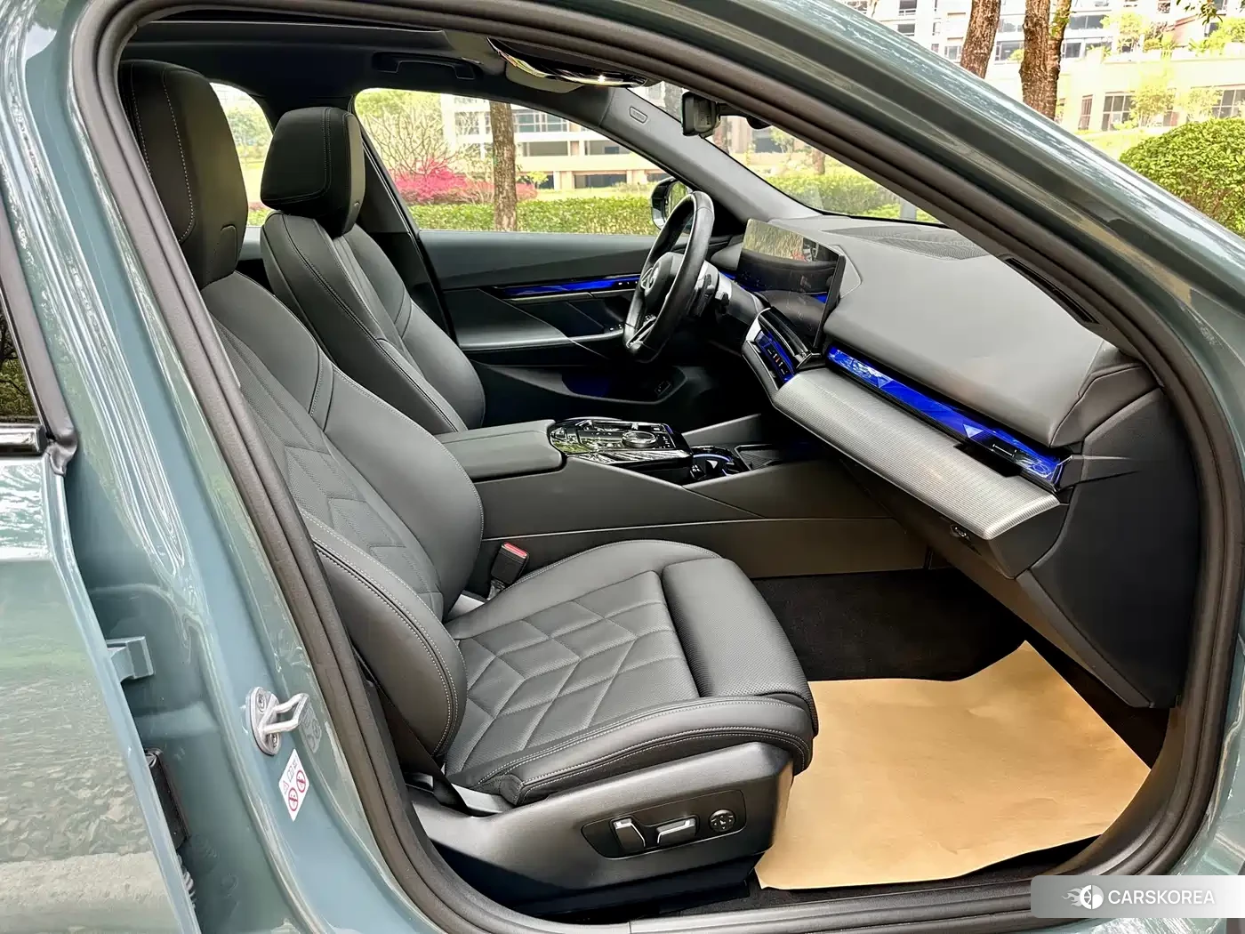 BMW 5 series 2025 Зеленый из Китая, фото 5
