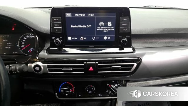 Kia Seltos 2022 Белый из Кореи, фото 5