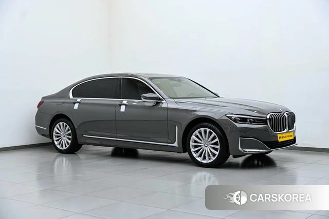 BMW 7 series 2022 Темно-серый из Китая, фото 5