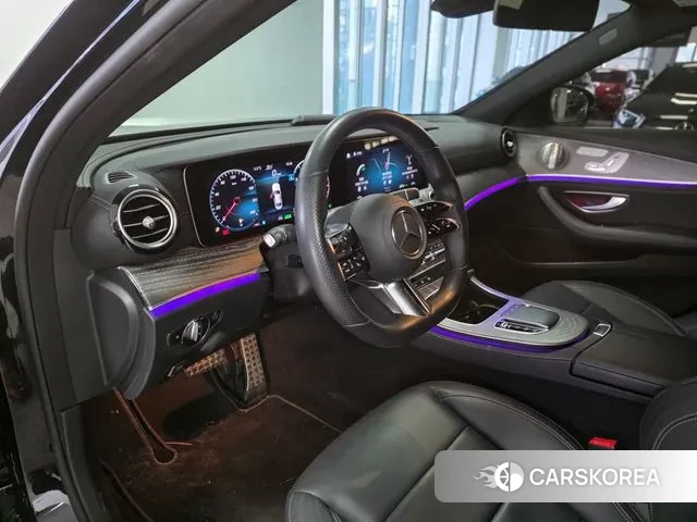 Mercedes-Benz E-Class W213 2021 Черный из Кореи, фото 5