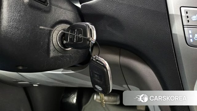 Hyundai The New Grand Starex 2019 Белый из Кореи, фото 5