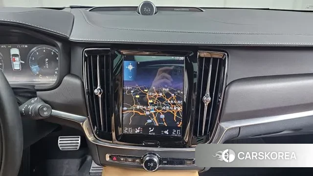 Volvo V90 Cross-Country 2018 Серый из Кореи, фото 5