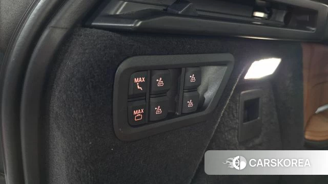 BMW X7 (G07) 2025 Коричневый из Кореи, фото 5