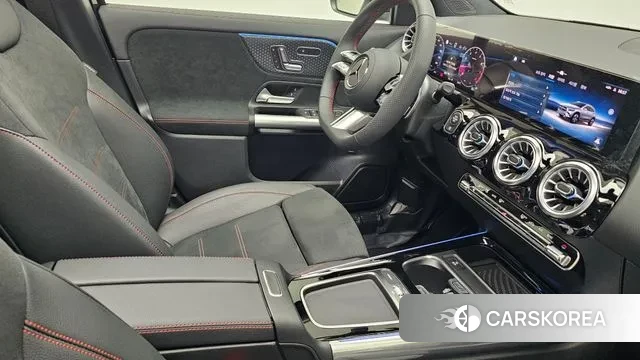 Mercedes-Benz GLA - Class H247 2025 Черный из Кореи, фото 5