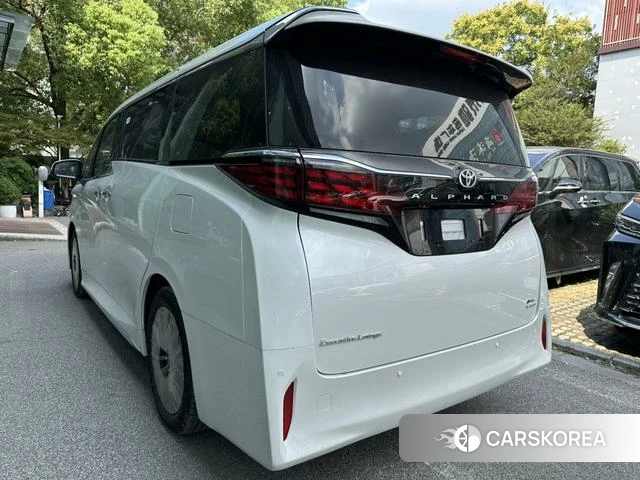 Toyota Elfa 2025 Белый из Китая, фото 5