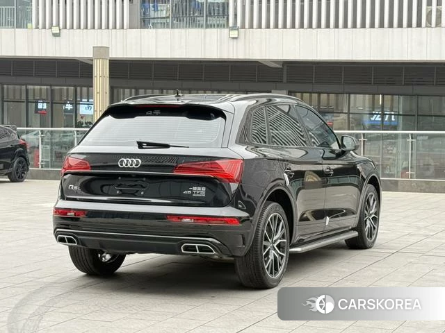 Audi Q5L 2024 Черный из Китая, фото 5