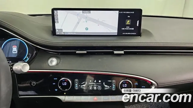 Genesis GV70 2023 Белый из Кореи, фото 5