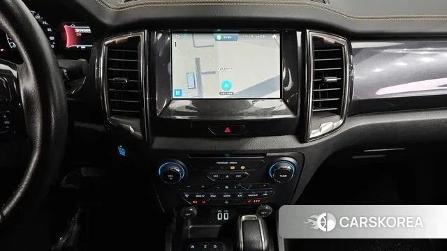 Ford Ranger 3rd Generation 2021 Белый из Кореи, фото 5