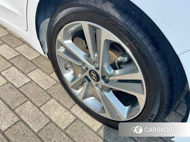 Hyundai Avante AD 2018 Белый из Кореи, фото 5